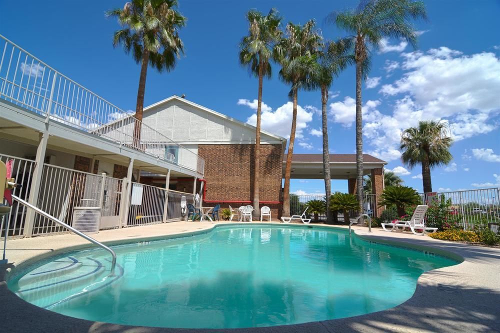 Hotel 6 Tucson, Az - North 2*